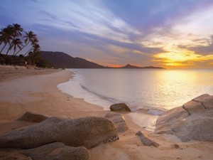 Lamai-Beach-Thailand-clubreisen365