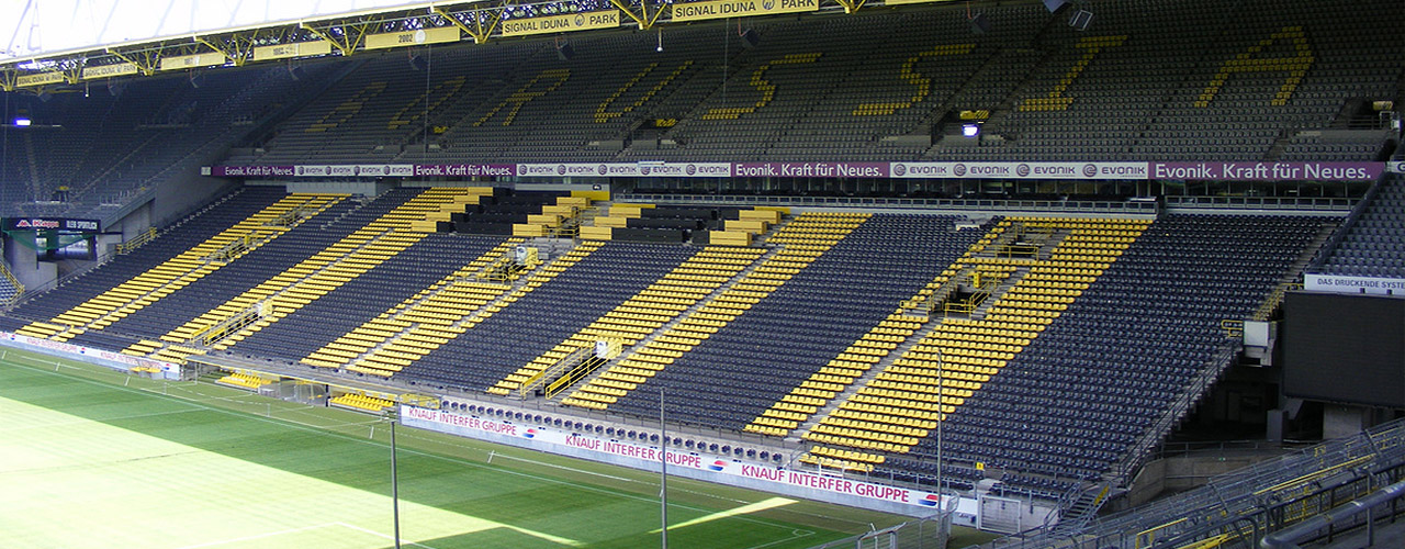 US-Amerikanerin-zum-Heimspiel-des-BVB