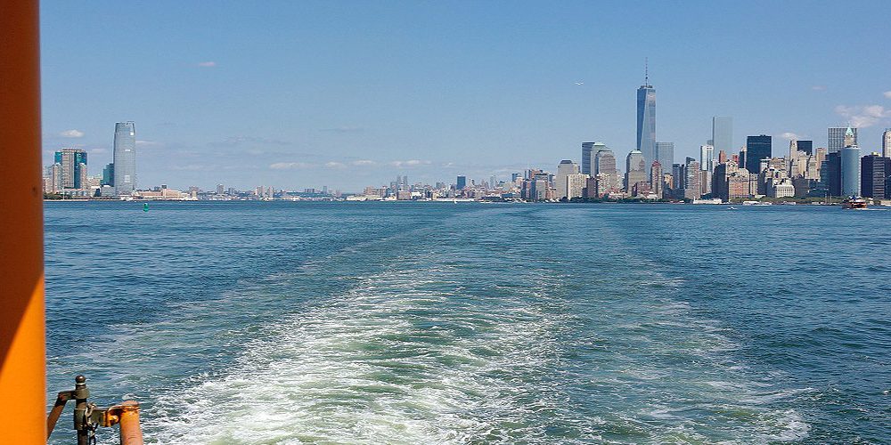 Kreuzfahrtschiff-verpasst