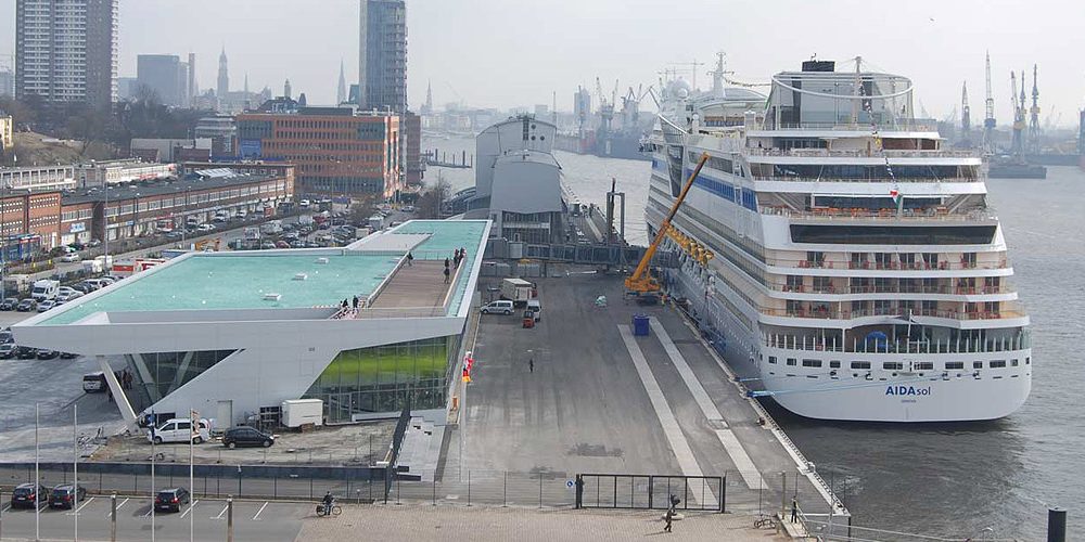 Parken-am-Kreuzfahrthafen_clubreisen365