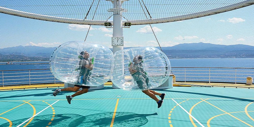 Loopy-Balls_AIDA-Cruises