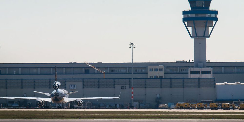 Sicherheitskontrollfläche-Flughafen-Köln-Bonn